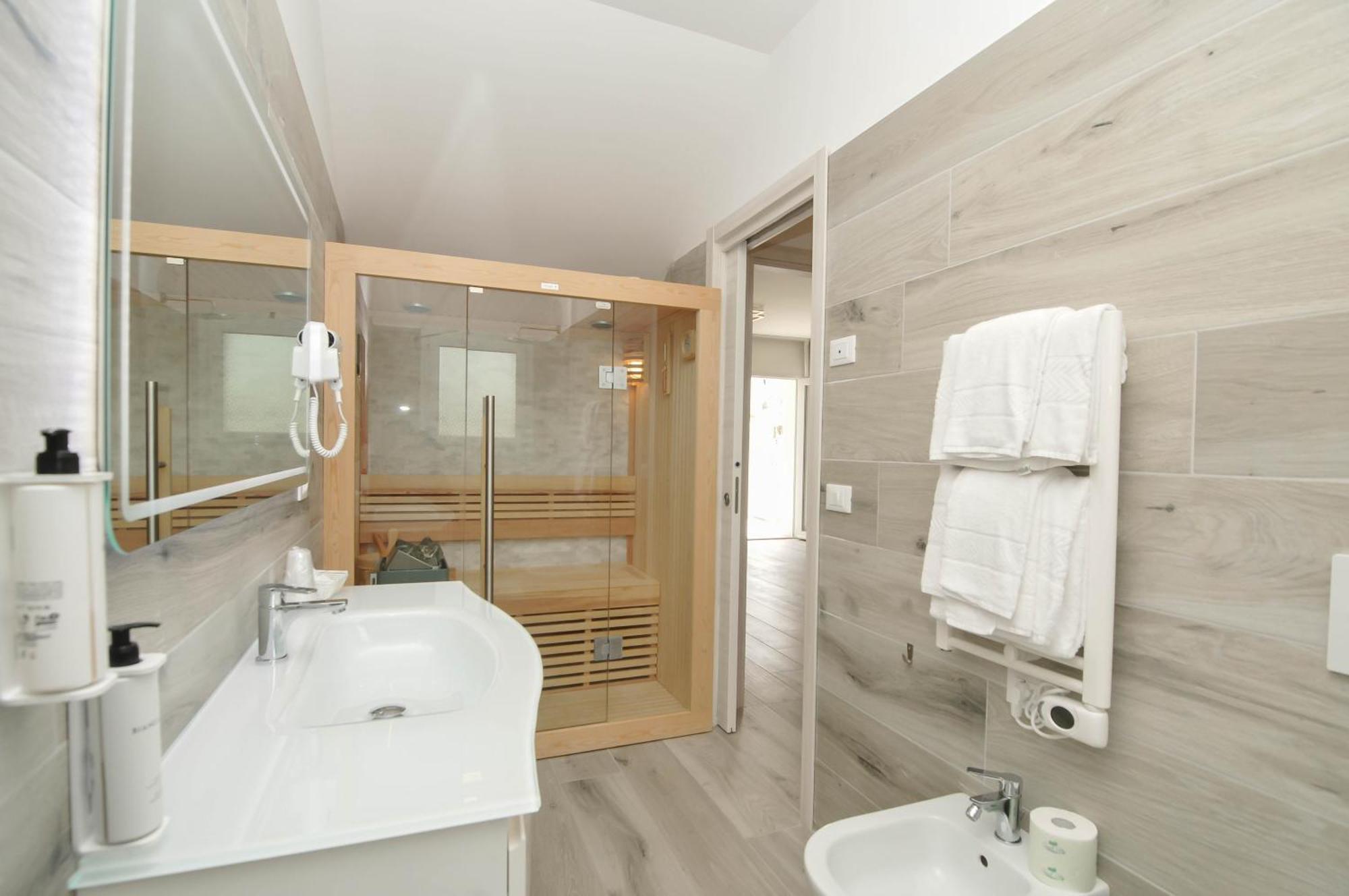 Marina Suites & Apartments 4 Stelle S カオルレ エクステリア 写真